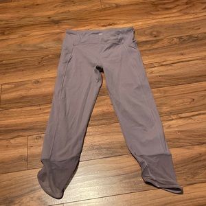 Athleta girl mind over matter capri